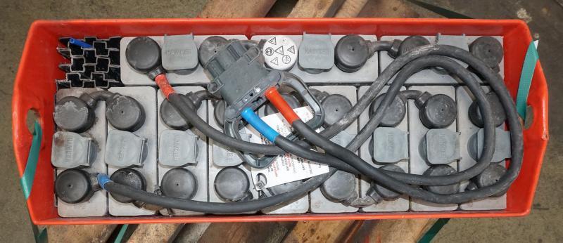 HAWKER 24 Volt 3 PzB 225 Ah - Batterie für Flurförderzeug: das Bild 3 HAWKER 24 Volt 3 PzB 225 Ah - Batterie für Flurförderzeug: das Bild 3
