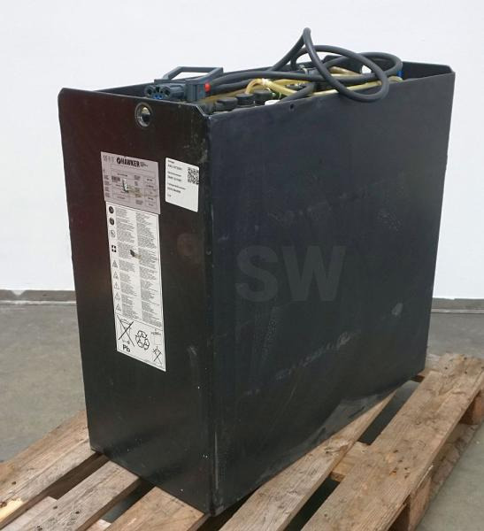 HAWKER 24 Volt 6 PzS 930 Ah - Batterie für Flurförderzeug: das Bild 1 HAWKER 24 Volt 6 PzS 930 Ah - Batterie für Flurförderzeug: das Bild 1