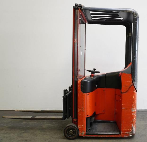 Linde E 10 334 - Elektrostapler: das Bild 4 Linde E 10 334 - Elektrostapler: das Bild 4