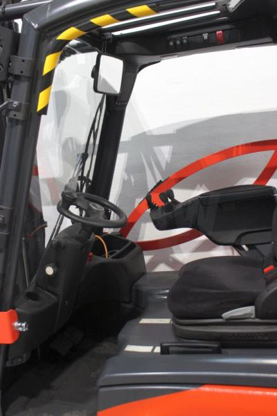 Linde E 18 L EVO 386-02 - Elektrostapler: das Bild 4 Linde E 18 L EVO 386-02 - Elektrostapler: das Bild 4
