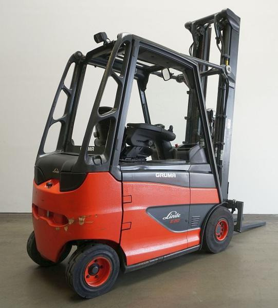Linde E 20/600 H 387 - Elektrostapler: das Bild 2 Linde E 20/600 H 387 - Elektrostapler: das Bild 2