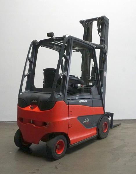 Linde E 20/600 H 387 - Elektrostapler: das Bild 2 Linde E 20/600 H 387 - Elektrostapler: das Bild 2