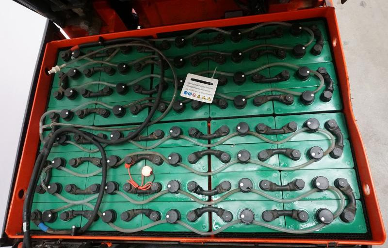 Linde E 20/600 H 387 - Elektrostapler: das Bild 5 Linde E 20/600 H 387 - Elektrostapler: das Bild 5