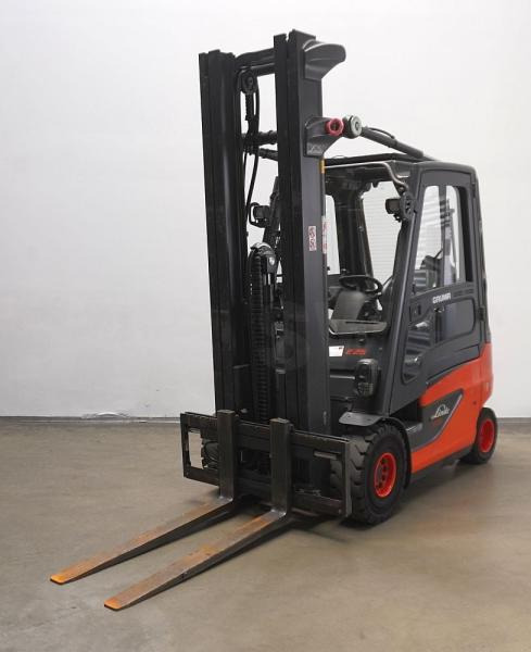 Linde E 25 387 - Elektrostapler: das Bild 1 Linde E 25 387 - Elektrostapler: das Bild 1