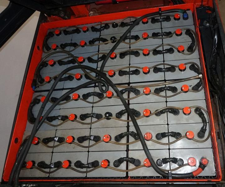 Linde E 50/600 HL 388 - Elektrostapler: das Bild 5 Linde E 50/600 HL 388 - Elektrostapler: das Bild 5