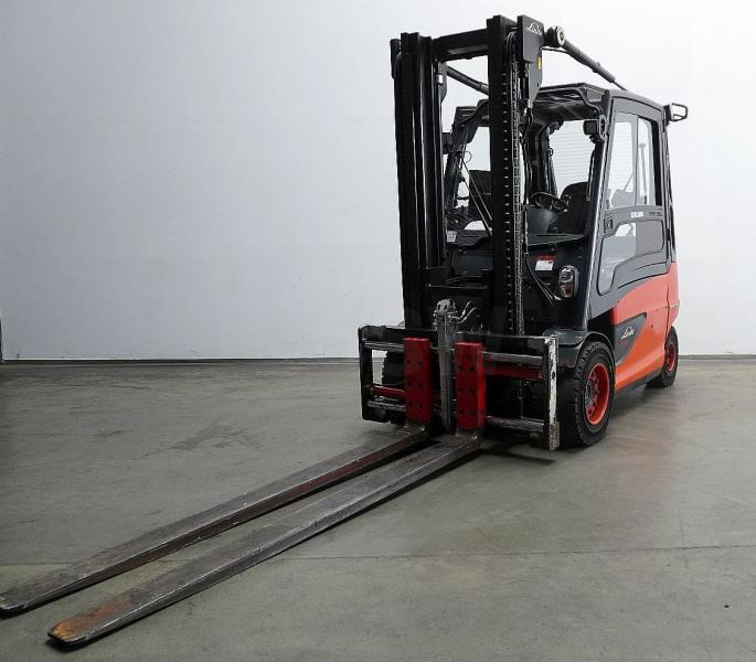 Linde E 50/600 HL 388 - Elektrostapler: das Bild 1 Linde E 50/600 HL 388 - Elektrostapler: das Bild 1