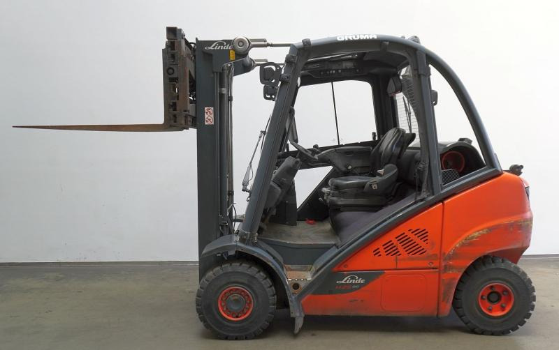 Linde H 25 T EVO 392-02 - Treibgasstapler: das Bild 4 Linde H 25 T EVO 392-02 - Treibgasstapler: das Bild 4