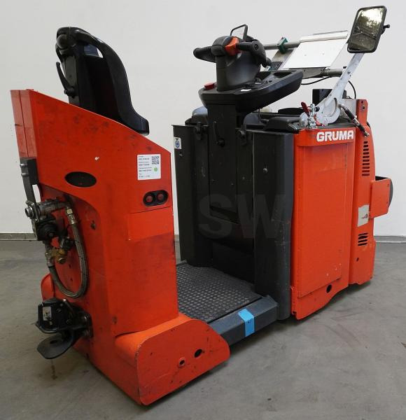 Linde P 50 C 1190 - Schleppfahrzeug: das Bild 2 Linde P 50 C 1190 - Schleppfahrzeug: das Bild 2
