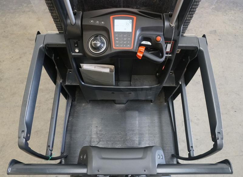 Linde V 48 5213 - Kommissionierer: das Bild 4 Linde V 48 5213 - Kommissionierer: das Bild 4