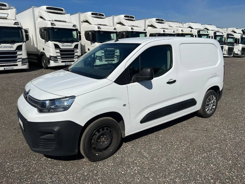 Citroën Berlingo serie 5445 - Kleintransporter: das Bild 1 Citroën Berlingo serie 5445 - Kleintransporter: das Bild 1