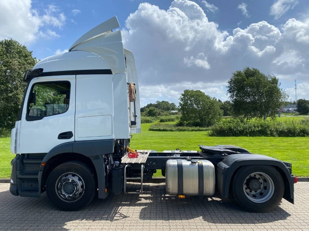 Mercedes-Benz Actros 1835 - Sattelzugmaschine: das Bild 5 Mercedes-Benz Actros 1835 - Sattelzugmaschine: das Bild 5
