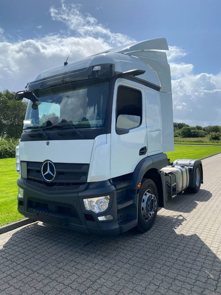 Mercedes-Benz Actros 1835 - Sattelzugmaschine: das Bild 1 Mercedes-Benz Actros 1835 - Sattelzugmaschine: das Bild 1