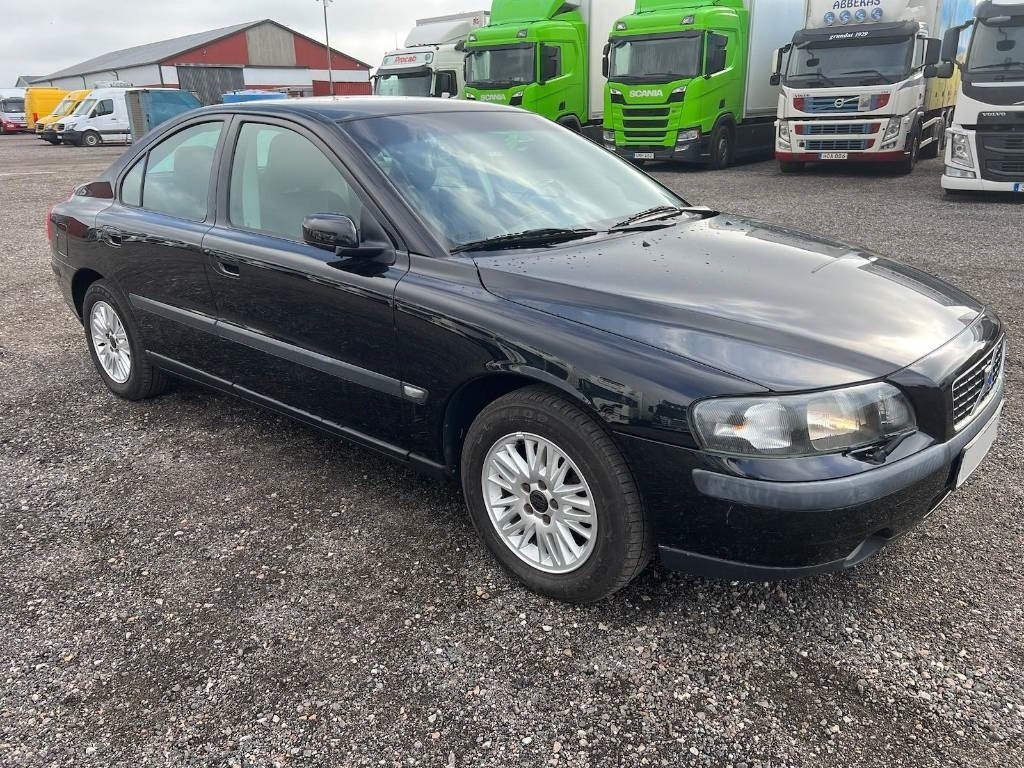 Volvo R + S60 serie 4044 - PKW: das Bild 2 Volvo R + S60 serie 4044 - PKW: das Bild 2
