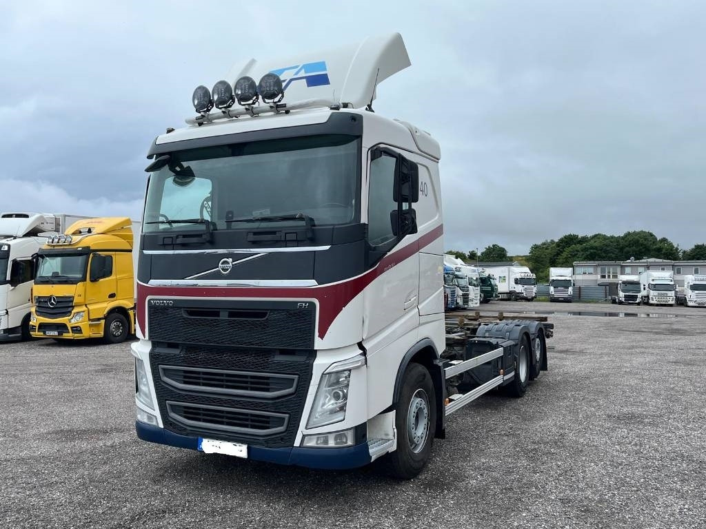 Volvo VOLVO FH 6*2 serie nr 3248 - Containerwagen/ Wechselfahrgestell LKW: das Bild 1 Volvo VOLVO FH 6*2 serie nr 3248 - Containerwagen/ Wechselfahrgestell LKW: das Bild 1