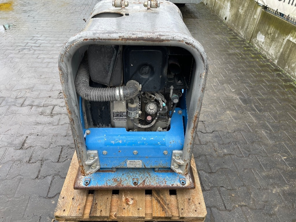 Weber CR 8 - Rüttelplatte: das Bild 3 Weber CR 8 - Rüttelplatte: das Bild 3