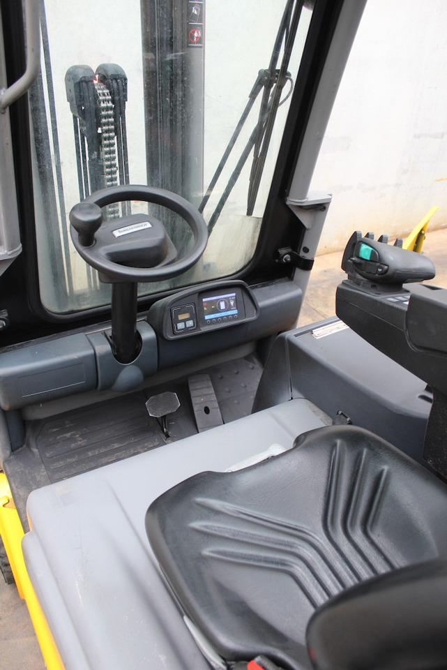 Elektrostapler Jungheinrich EFG 320 545 DZ: das Bild 10 Elektrostapler Jungheinrich EFG 320 545 DZ: das Bild 10