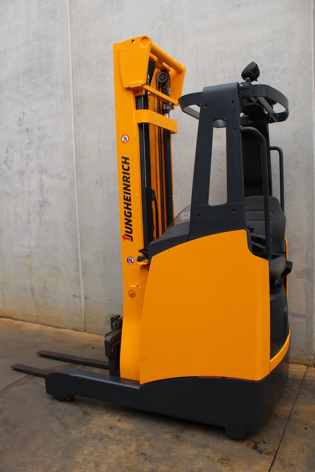Jungheinrich ETV 112 620 DZ - Schubmaststapler: das Bild 4 Jungheinrich ETV 112 620 DZ - Schubmaststapler: das Bild 4