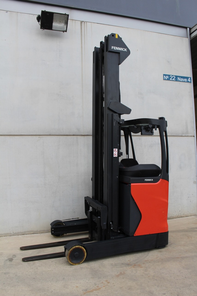 Linde R16-01 - Schubmaststapler: das Bild 4 Linde R16-01 - Schubmaststapler: das Bild 4