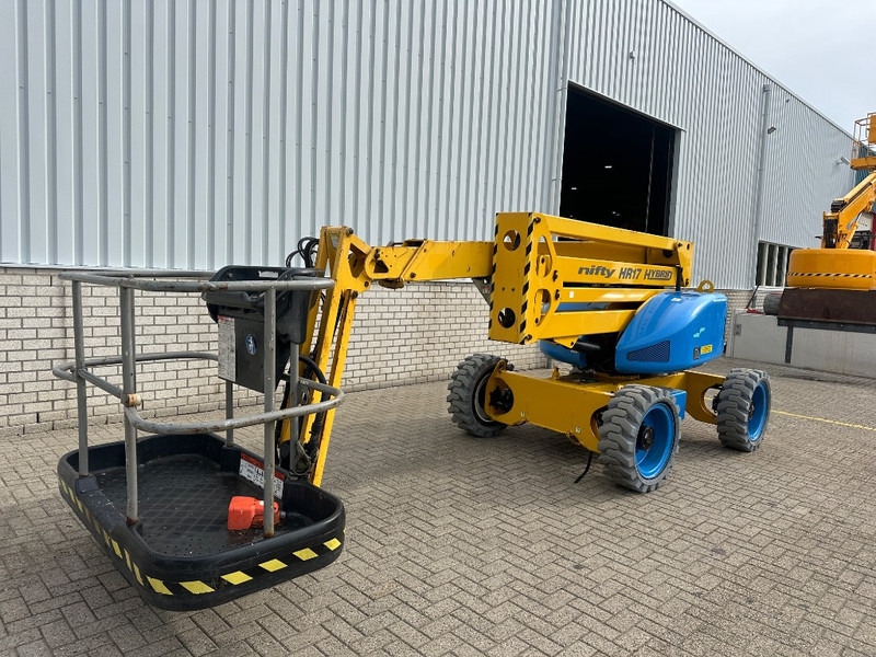 Niftylift HR 17 Hybride 4x4 - Gelenkarmbühne: das Bild 5 Niftylift HR 17 Hybride 4x4 - Gelenkarmbühne: das Bild 5