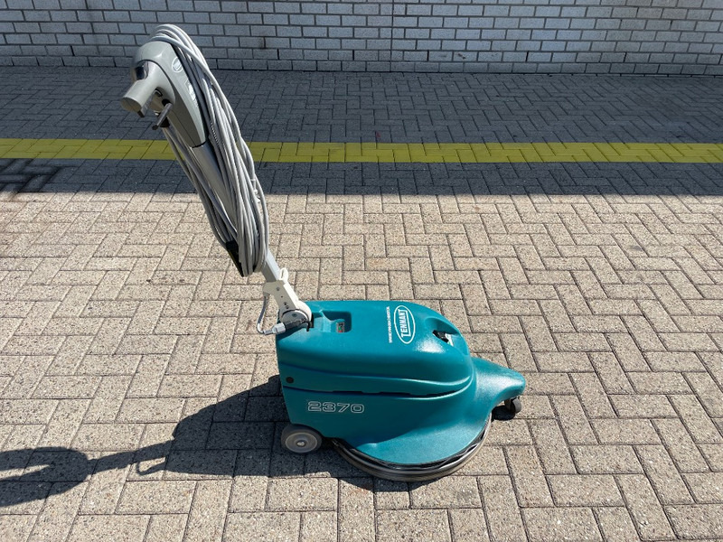 TENNANT 2370 - Kehrmaschine: das Bild 1 TENNANT 2370 - Kehrmaschine: das Bild 1
