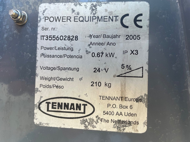 TENNANT T 3 - Kehrmaschine: das Bild 3 TENNANT T 3 - Kehrmaschine: das Bild 3