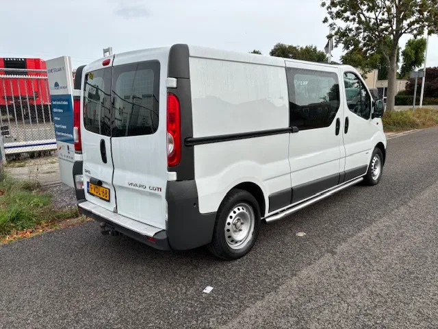 Opel Vivaro 2 2.0Cdti /84kW-E4 crew cab L2H1 - Kleintransporter, Transporter mit Doppelkabine: das Bild 5 Opel Vivaro 2 2.0Cdti /84kW-E4 crew cab L2H1 - Kleintransporter, Transporter mit Doppelkabine: das Bild 5