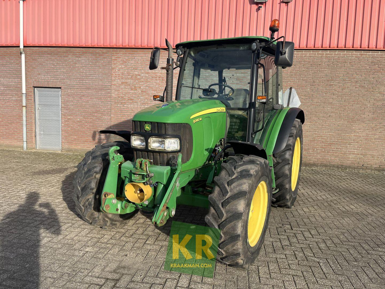 John Deere 5080M - Traktor: das Bild 2 John Deere 5080M - Traktor: das Bild 2