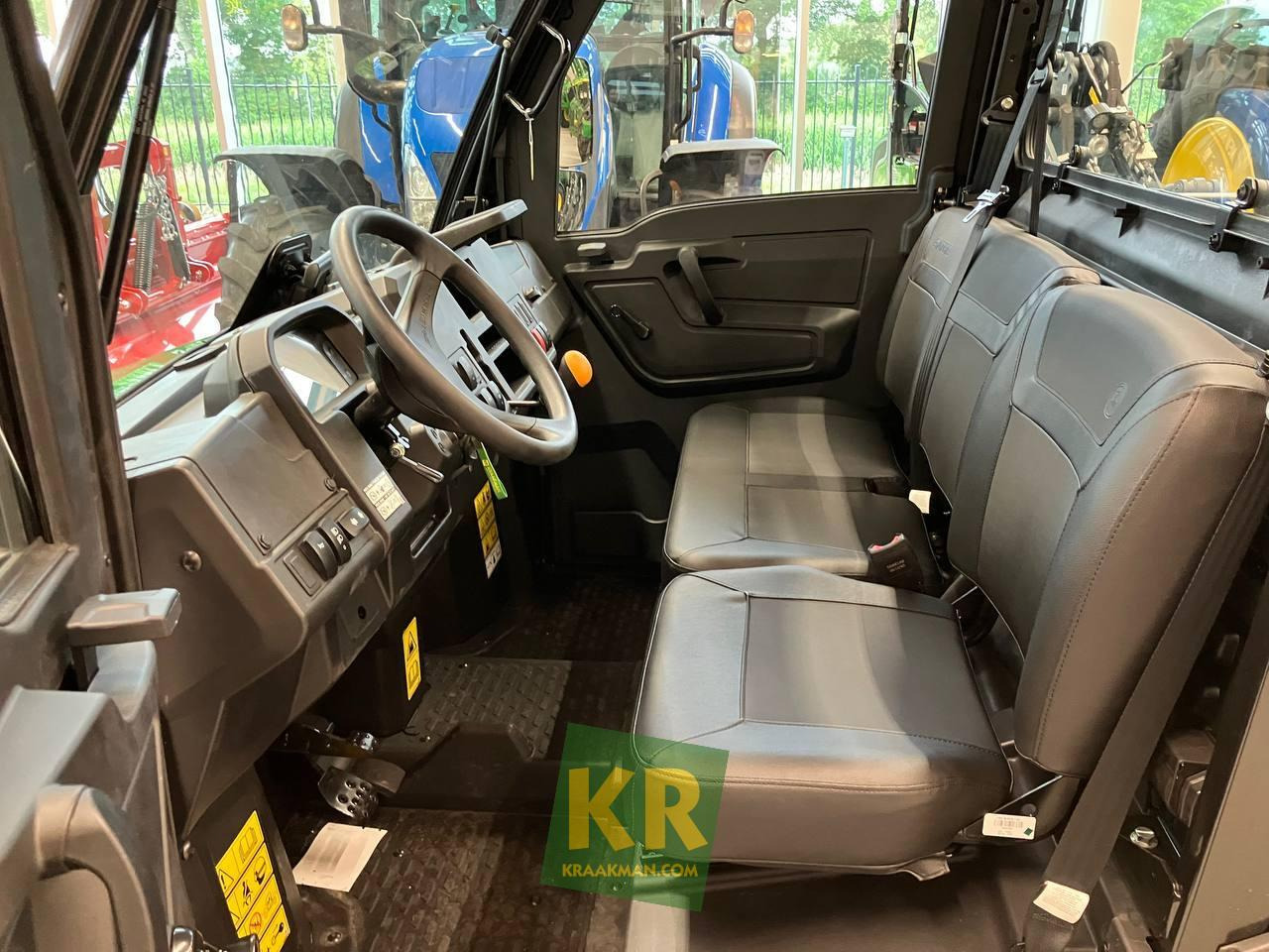 John Deere XUV 875M - Quad: das Bild 2 John Deere XUV 875M - Quad: das Bild 2
