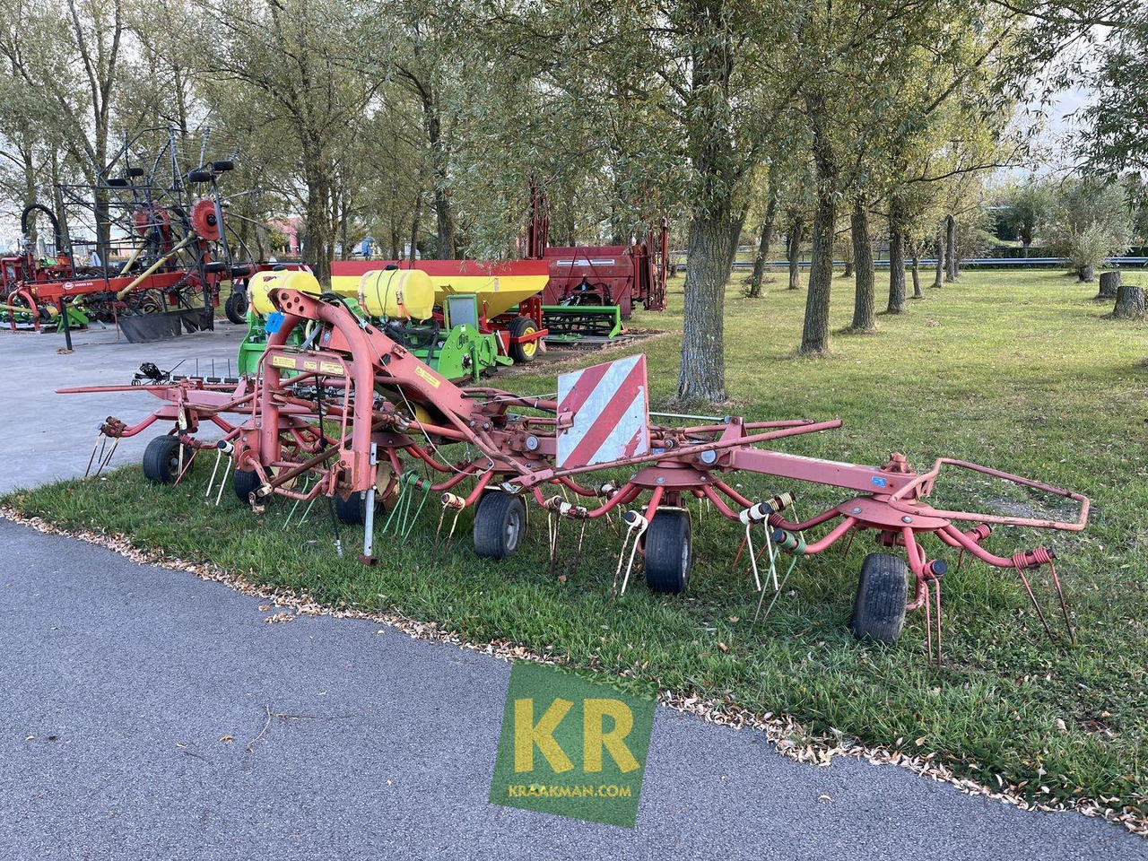 Krone KW 6.40/6 schudder - Heuwender/ Wenderechen: das Bild 4 Krone KW 6.40/6 schudder - Heuwender/ Wenderechen: das Bild 4