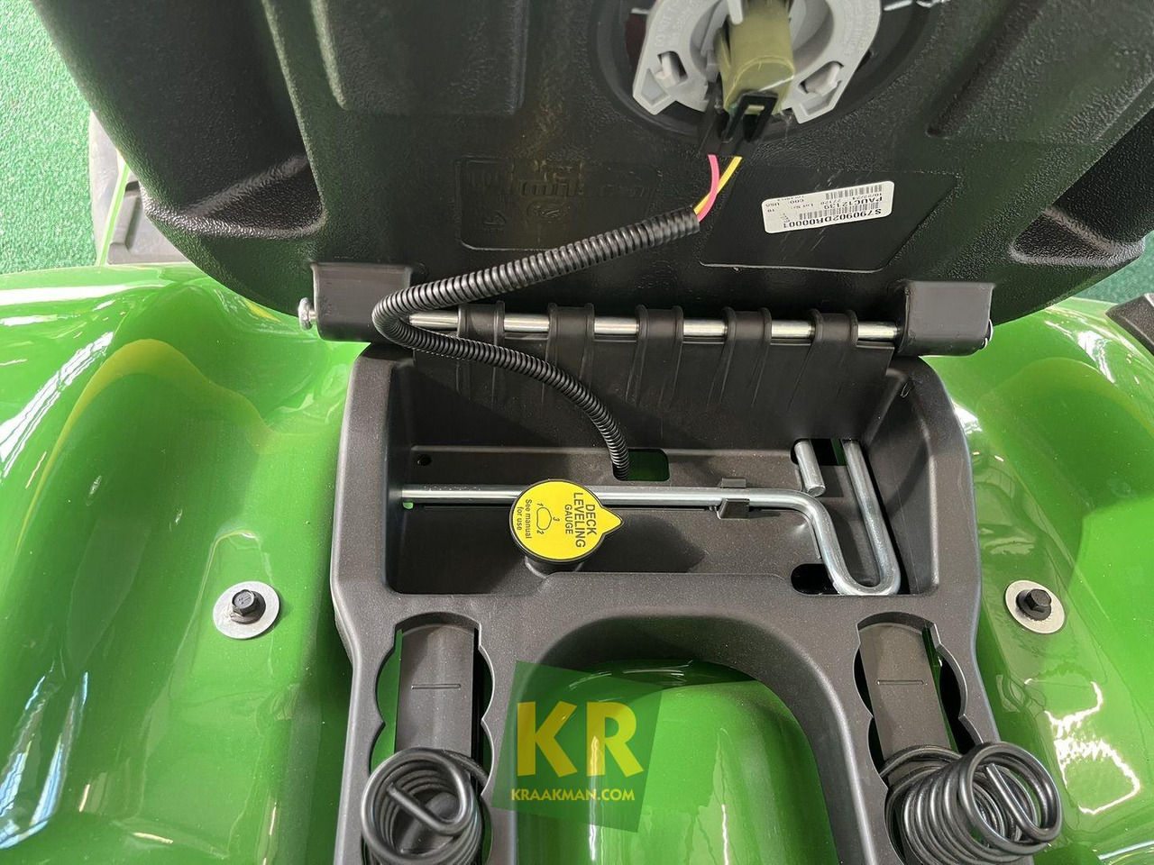 X350R John Deere - Rasenmäher: das Bild 5 X350R John Deere - Rasenmäher: das Bild 5