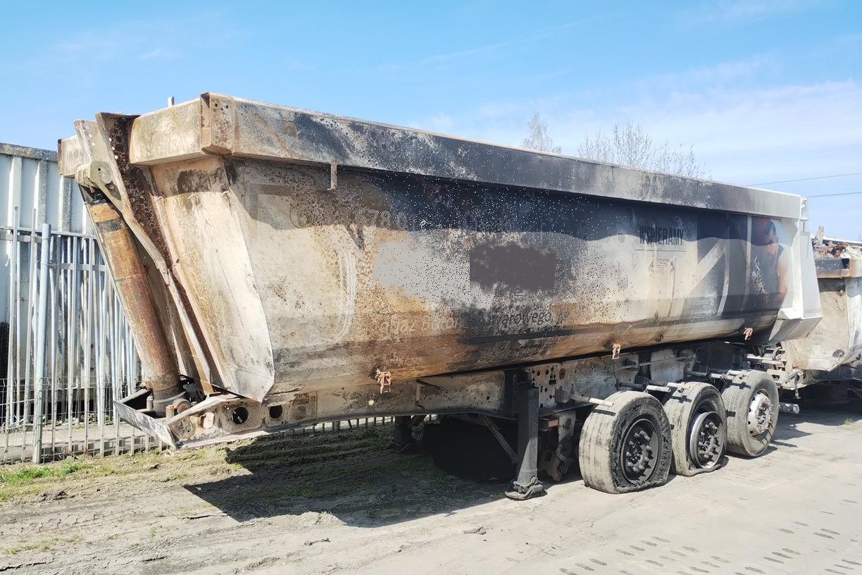 SCHMITZ CARGOBULL GOTHA 26 m3 SGF S3 2015 - Kipper Auflieger: das Bild 2 SCHMITZ CARGOBULL GOTHA 26 m3 SGF S3 2015 - Kipper Auflieger: das Bild 2