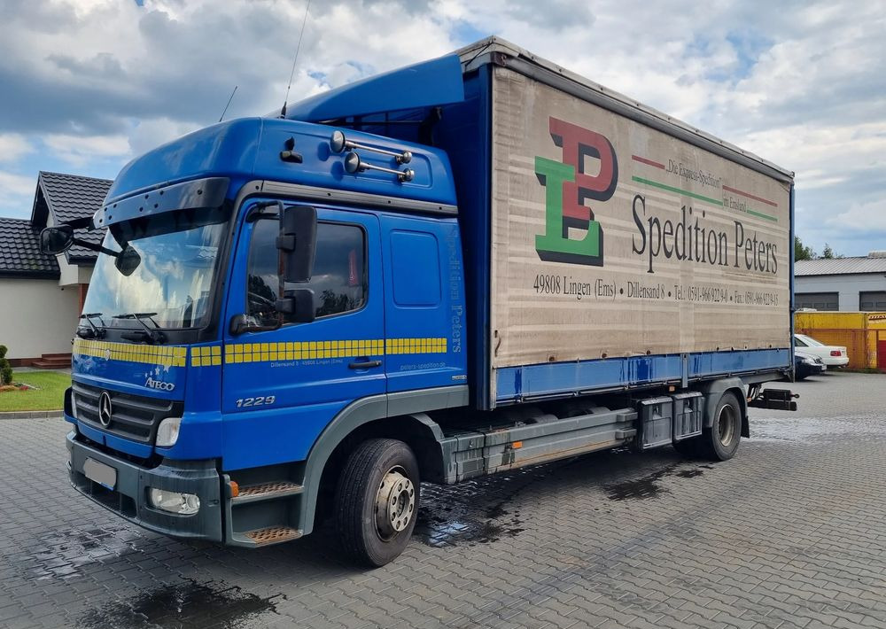 Mercedes-Benz Atego 1229 - Abschleppwagen: das Bild 1 Mercedes-Benz Atego 1229 - Abschleppwagen: das Bild 1