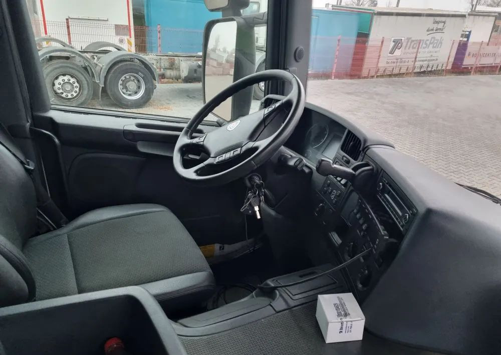 Scania P360 - Müllwagen: das Bild 5 Scania P360 - Müllwagen: das Bild 5