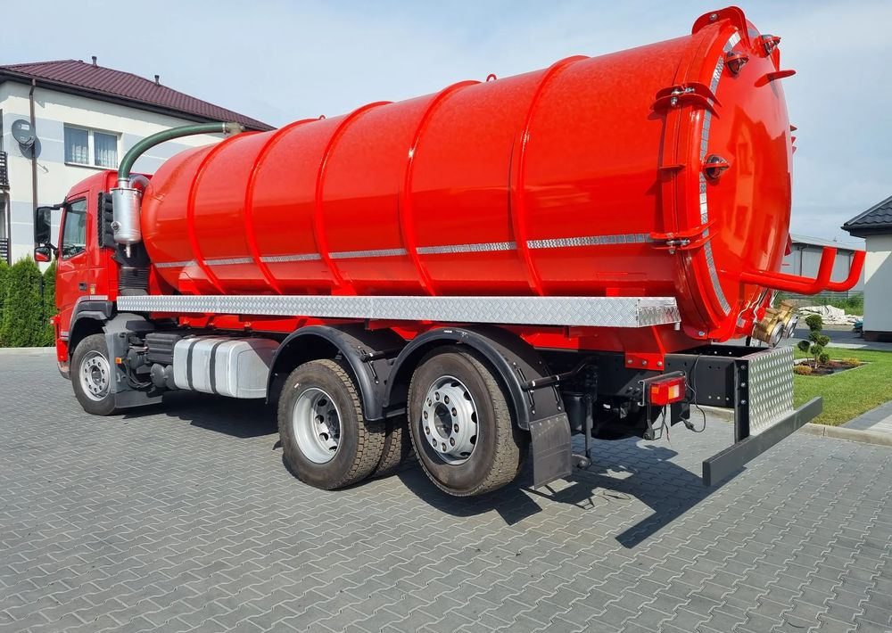 Volvo FM 410 - Müllwagen: das Bild 5 Volvo FM 410 - Müllwagen: das Bild 5