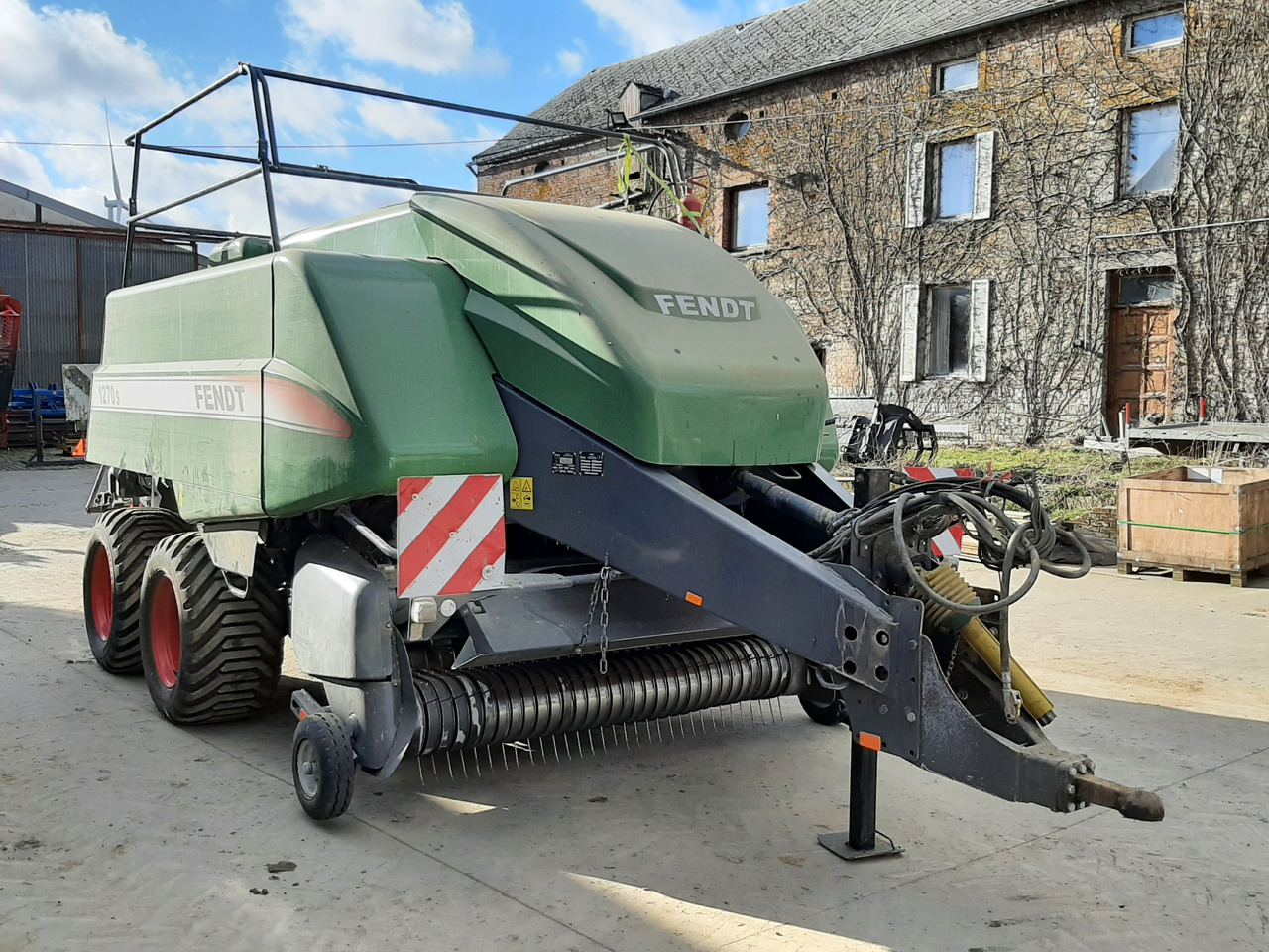 FENDT 1270 S - Packenpresse: das Bild 1 FENDT 1270 S - Packenpresse: das Bild 1