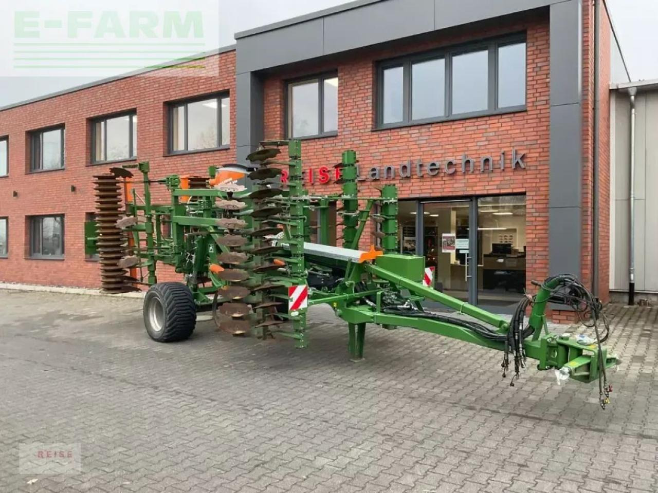 Amazone ceus 5000-2tx & greendrill 500 h - Grubber: das Bild 1 Amazone ceus 5000-2tx & greendrill 500 h - Grubber: das Bild 1