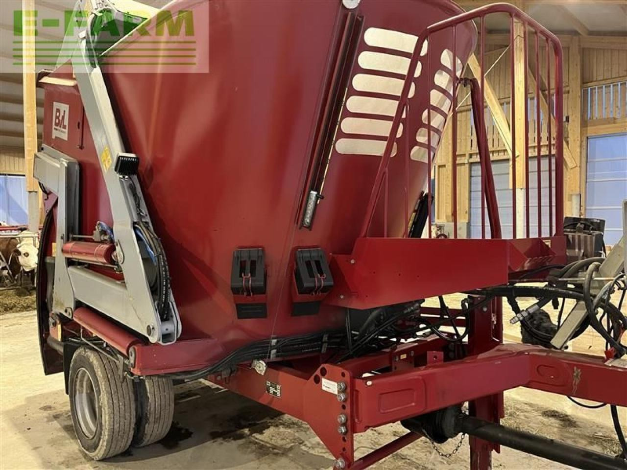 BVL - van Lengerich futtermischwagen v mix fill plus 8-1s ls - Fütterungstechnik: das Bild 2 BVL - van Lengerich futtermischwagen v mix fill plus 8-1s ls - Fütterungstechnik: das Bild 2