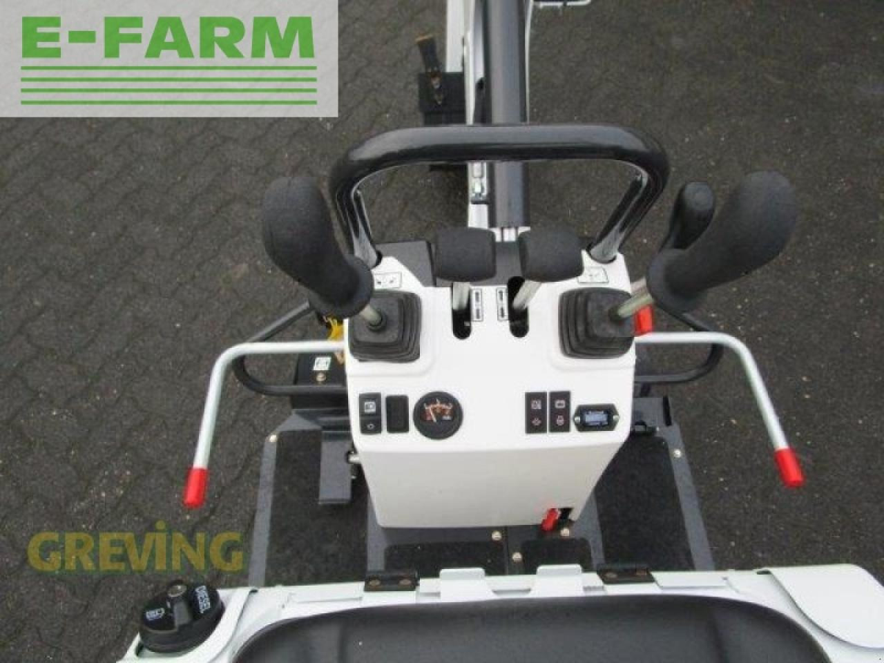 Bobcat e08 aktion - Traktor: das Bild 3 Bobcat e08 aktion - Traktor: das Bild 3
