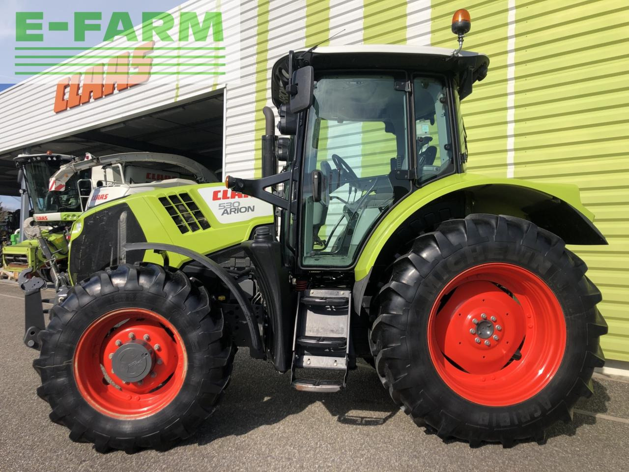 CLAAS arion 530 t4i (a34/105) - Traktor: das Bild 2 CLAAS arion 530 t4i (a34/105) - Traktor: das Bild 2