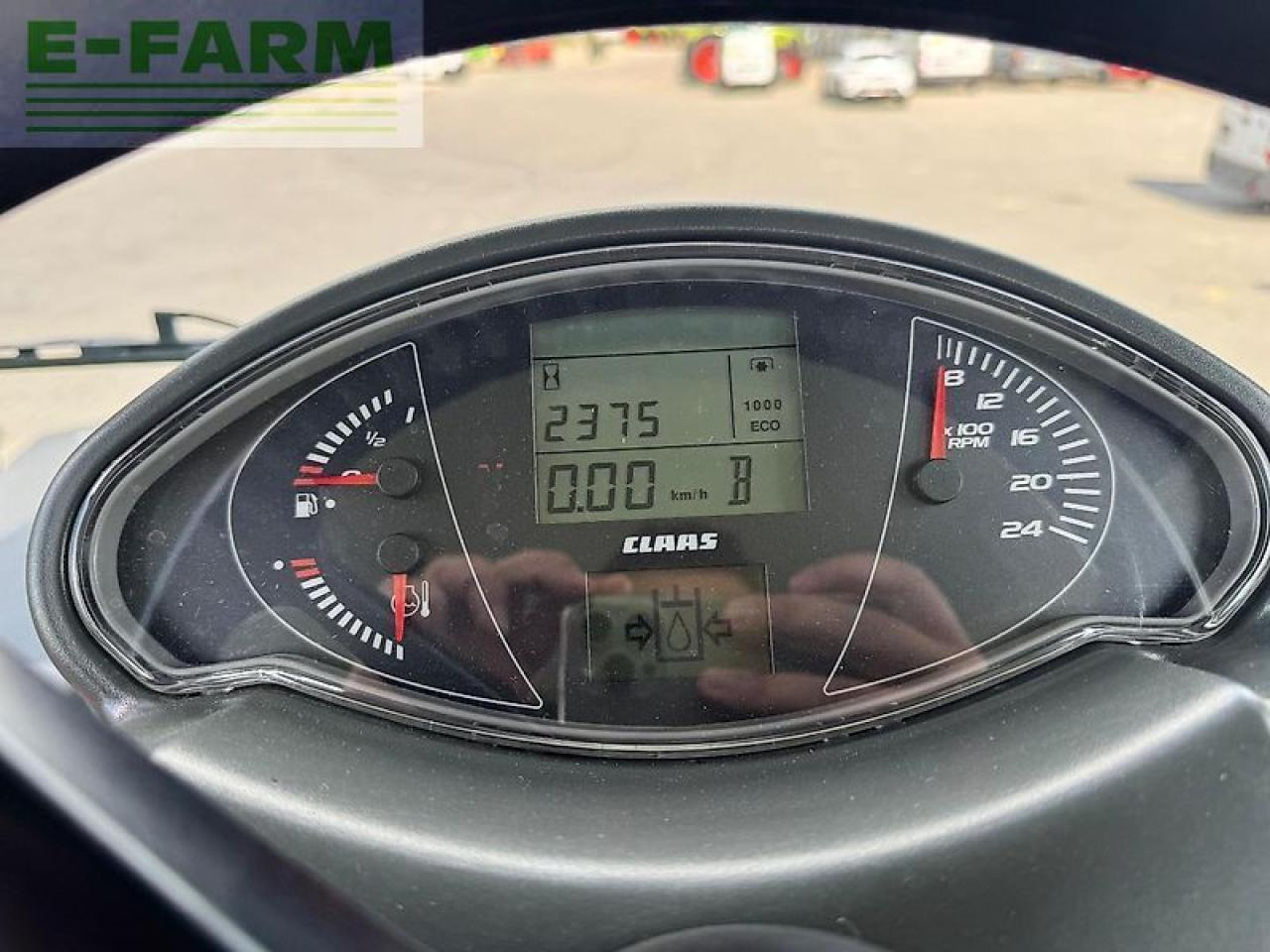 CLAAS arion 620 cebis hexa-shift CEBIS - Traktor: das Bild 5 CLAAS arion 620 cebis hexa-shift CEBIS - Traktor: das Bild 5