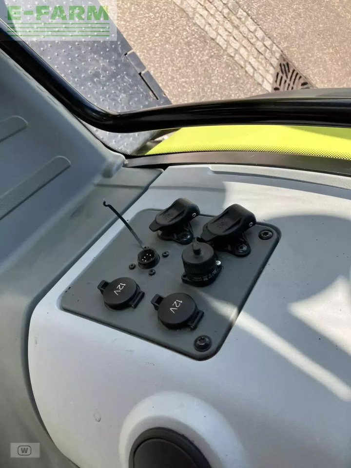 Traktor CLAAS arion 650 c-matic cebis CMATIC CEBIS: das Bild 17