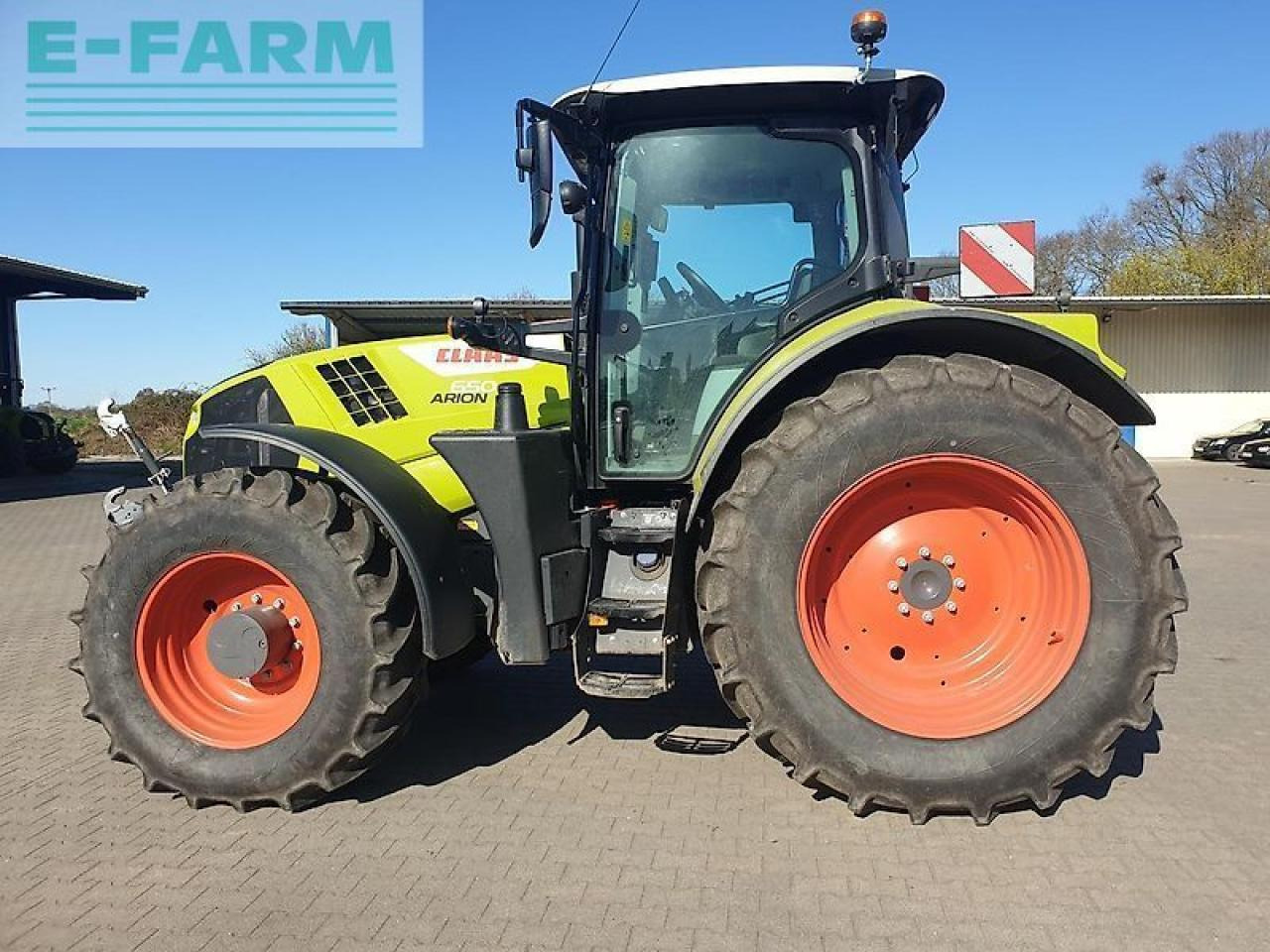 CLAAS arion 650 cis + - Traktor: das Bild 1 CLAAS arion 650 cis + - Traktor: das Bild 1