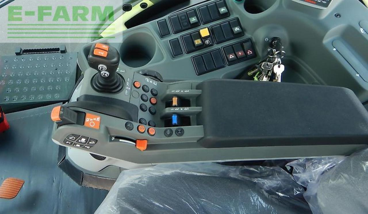 CLAAS axion 800 cis+ hexashift HEXASHIFT CIS+ - Traktor: das Bild 5 CLAAS axion 800 cis+ hexashift HEXASHIFT CIS+ - Traktor: das Bild 5