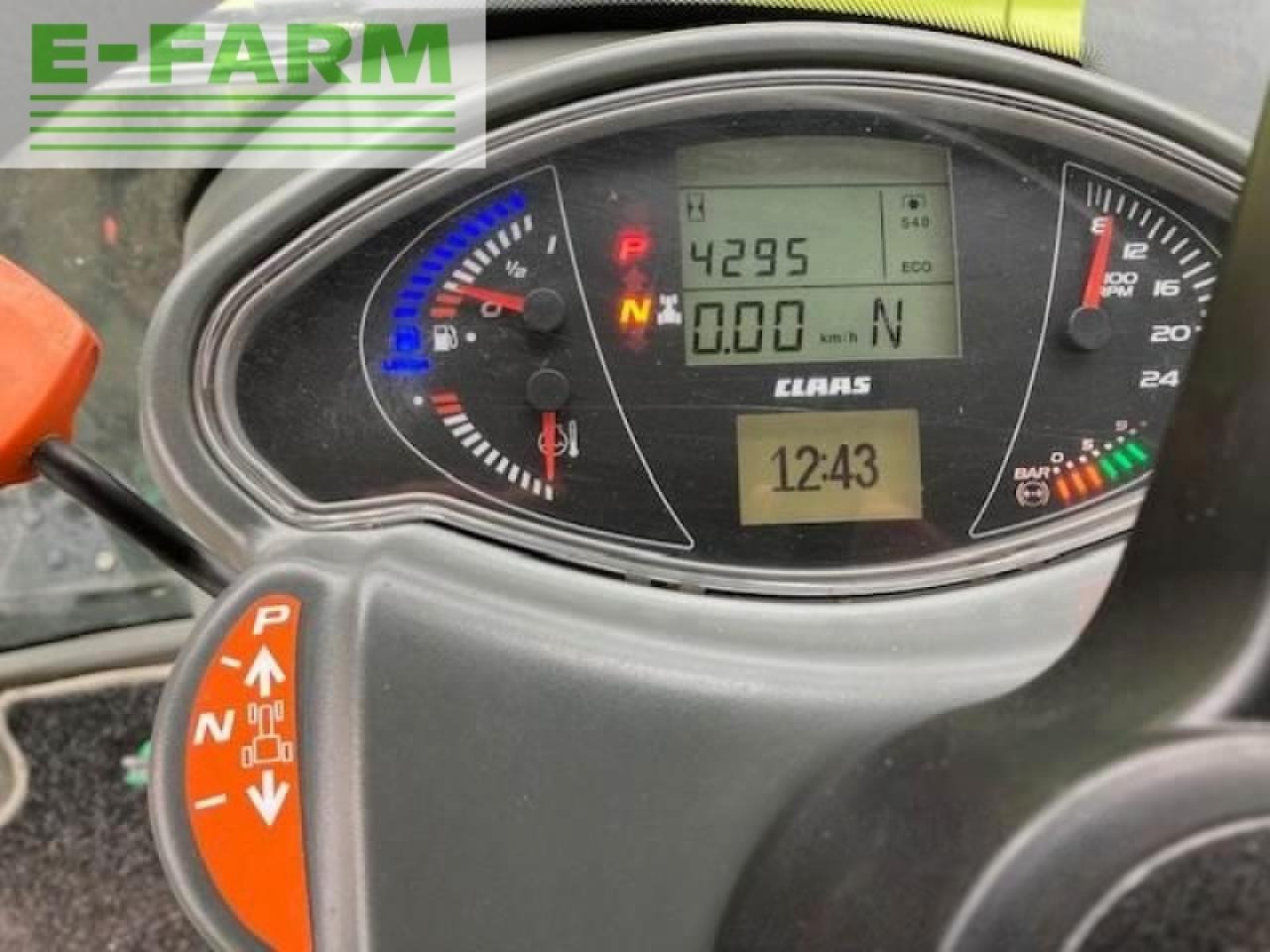 CLAAS axion 810 cm cis+ - Traktor: das Bild 3 CLAAS axion 810 cm cis+ - Traktor: das Bild 3