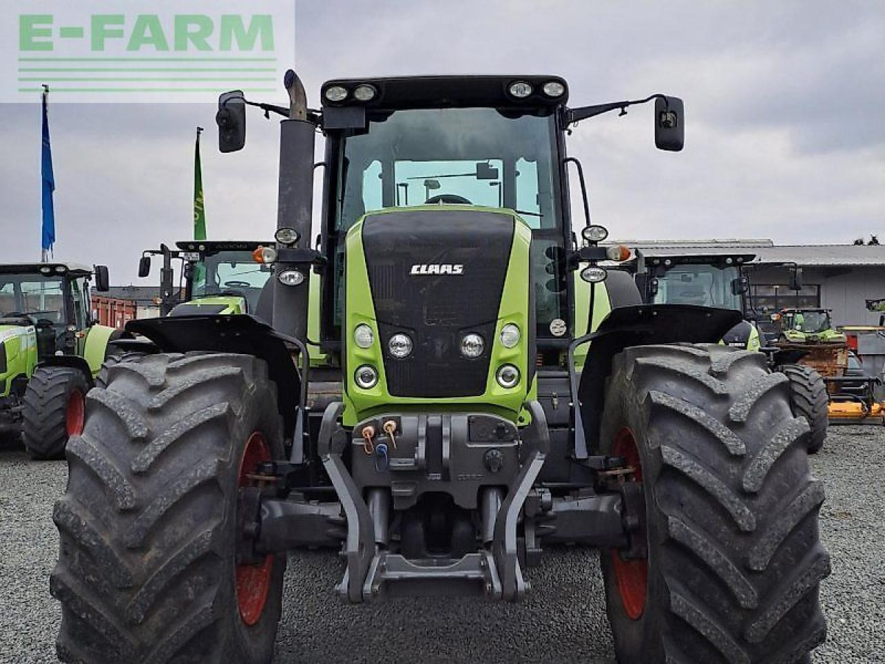 CLAAS axion 820 c-matic CMATIC - Traktor: das Bild 4 CLAAS axion 820 c-matic CMATIC - Traktor: das Bild 4