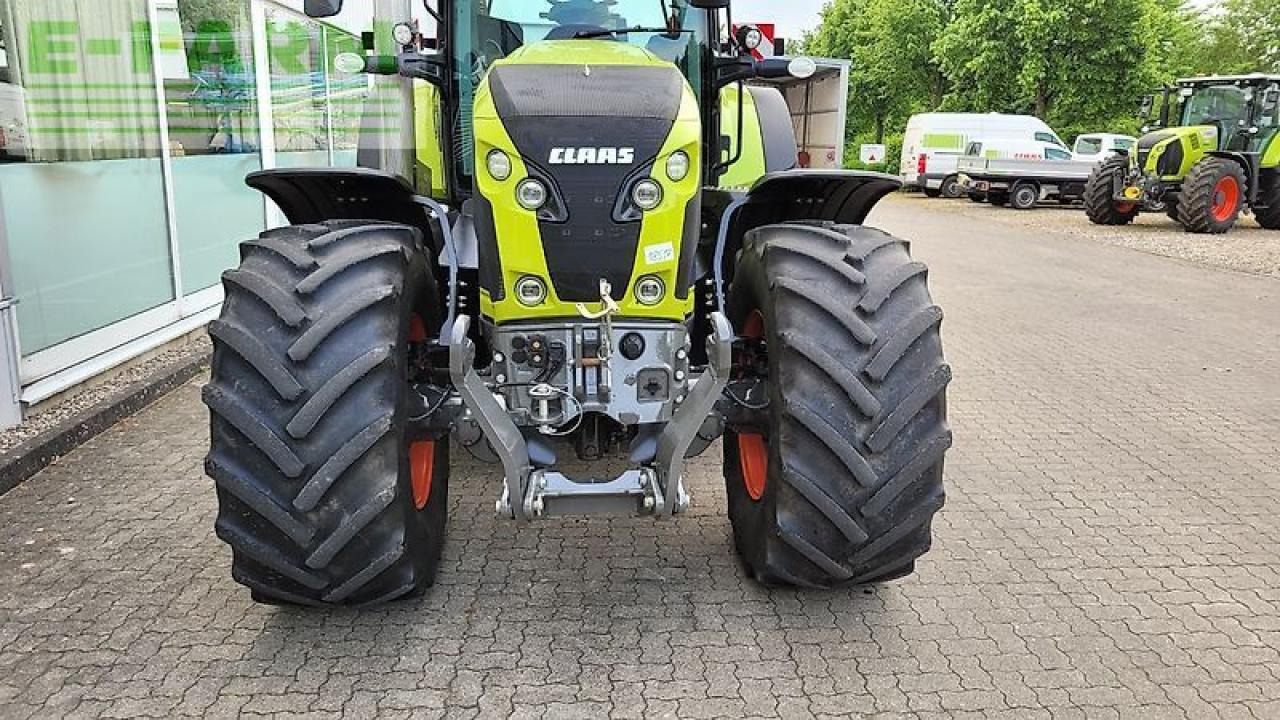 CLAAS axion 870 cmatic CMATIC - Traktor: das Bild 3 CLAAS axion 870 cmatic CMATIC - Traktor: das Bild 3