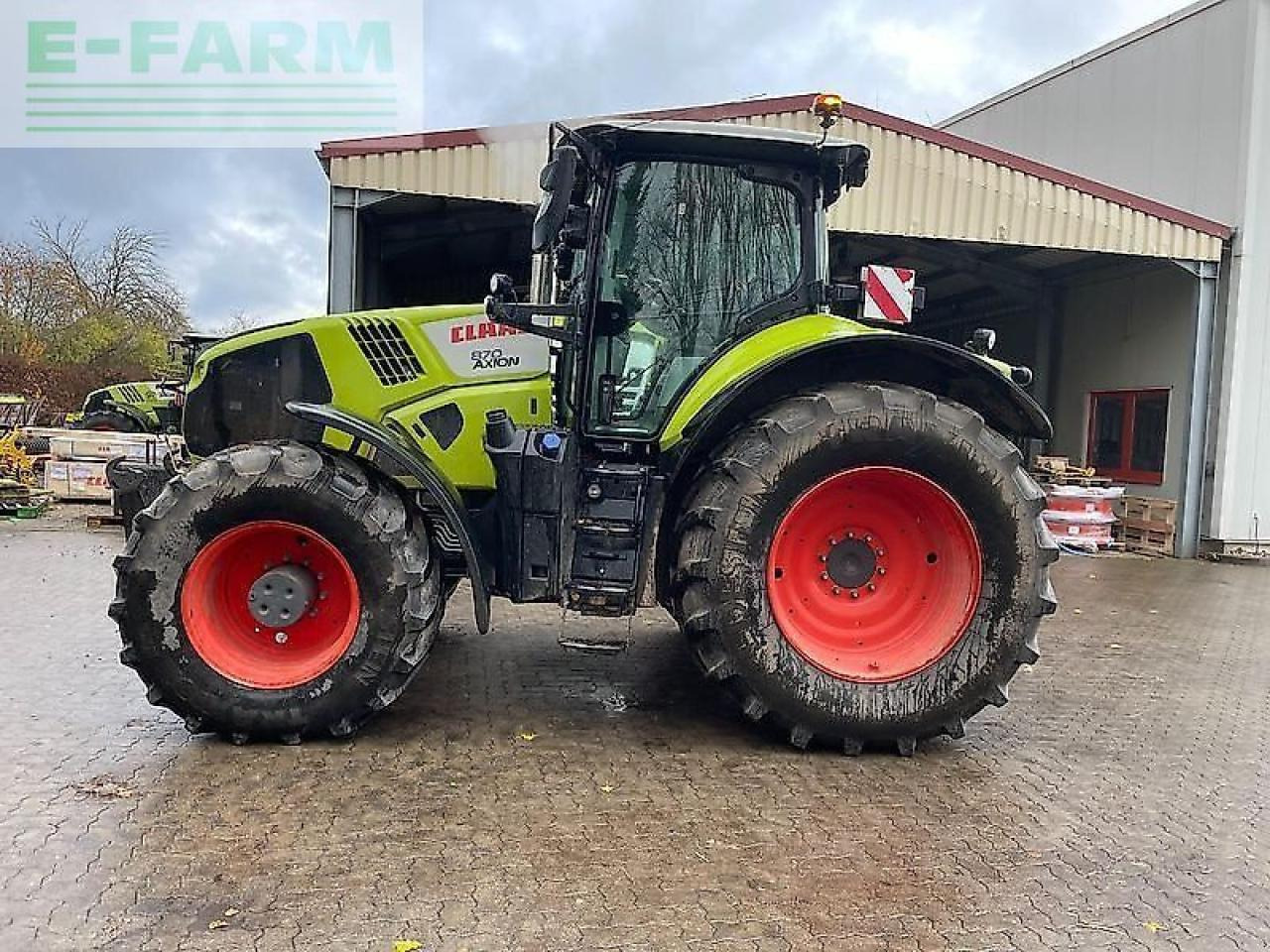 CLAAS axion 870 cmatic cebis CMATIC CEBIS - Traktor: das Bild 5 CLAAS axion 870 cmatic cebis CMATIC CEBIS - Traktor: das Bild 5