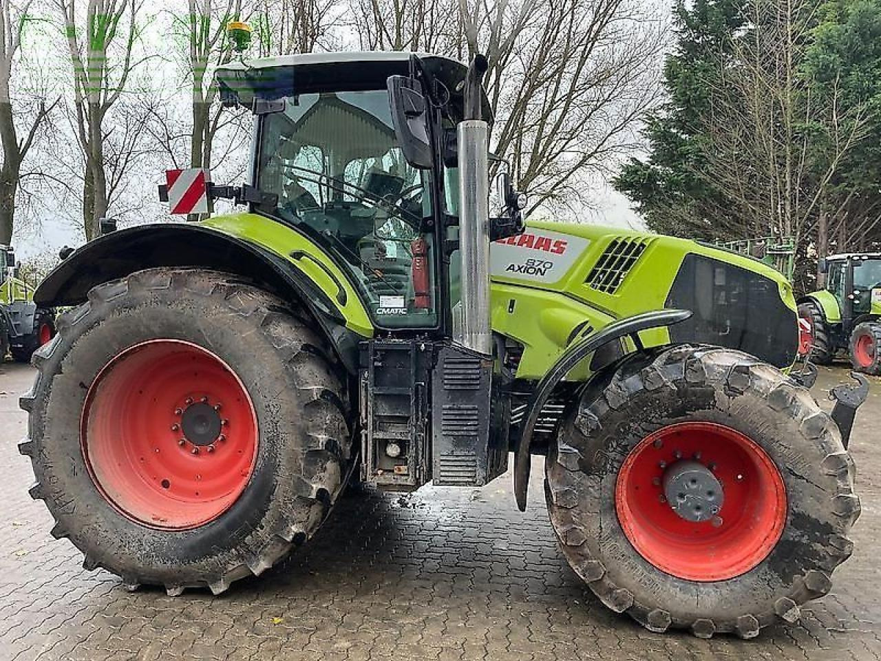 CLAAS axion 870 cmatic cebis CMATIC CEBIS - Traktor: das Bild 2 CLAAS axion 870 cmatic cebis CMATIC CEBIS - Traktor: das Bild 2