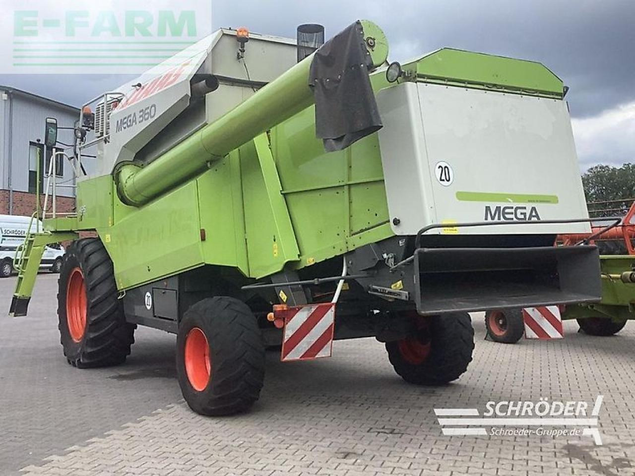 CLAAS dominator 360 mega + c 600 schneidwerk - Mähdrescher: das Bild 3 CLAAS dominator 360 mega + c 600 schneidwerk - Mähdrescher: das Bild 3