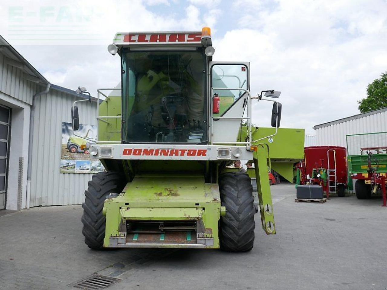 CLAAS dominator 98 sl - Mähdrescher: das Bild 2 CLAAS dominator 98 sl - Mähdrescher: das Bild 2